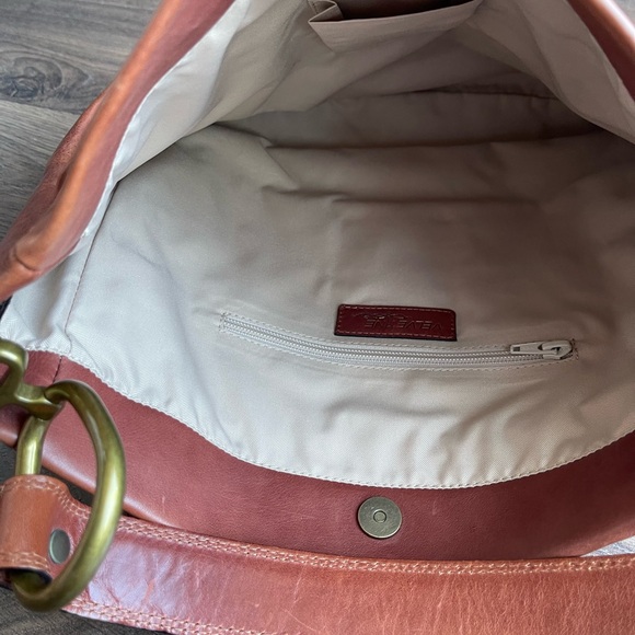 Velvetine Leather Handbag - Picture 6 of 7